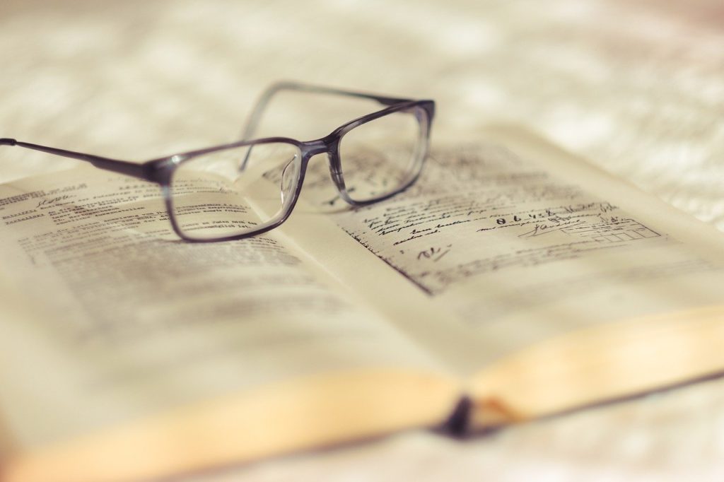 3 Reasons Why You Should Invest In High Quality Eyeglasses